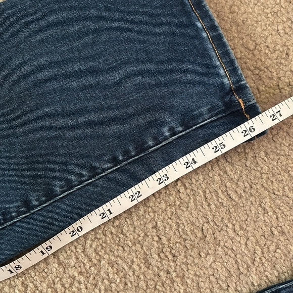 Good American Blue Pull On Straight Leg Jeans size 2 - Picture 5 of 7
